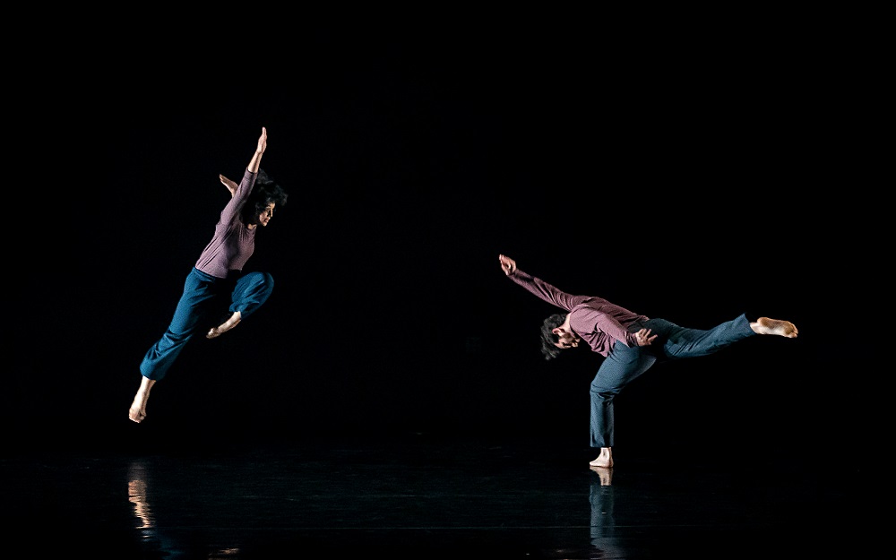 Doug Varone and Dancers Celebrates 35 Years with the New York Premiere of Somewhere and the masterwork Rise 