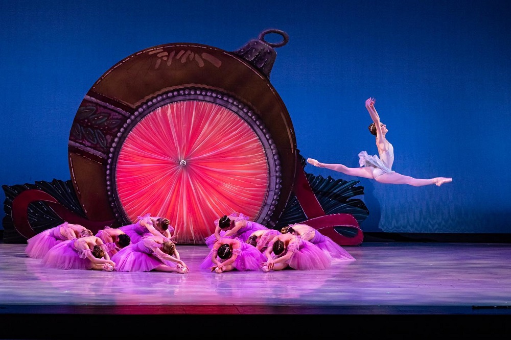 Avant Chamber Ballet presents The Nutcracker with live orchestra
