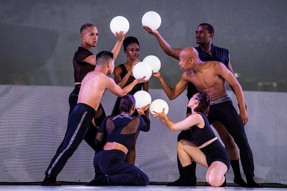 Ailey Moves NYC! – FREE on August 3 at Bryant Park Picnic Performances