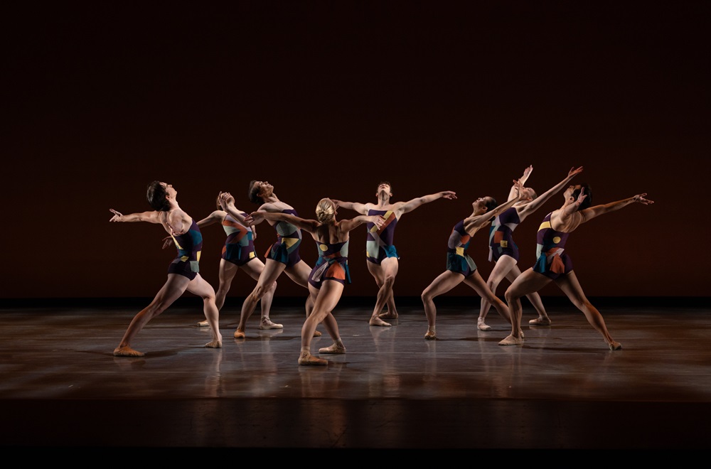 American Repertory Ballet, Intrare Forma by Meredith Rainey, photo by Rosalie O'Connor